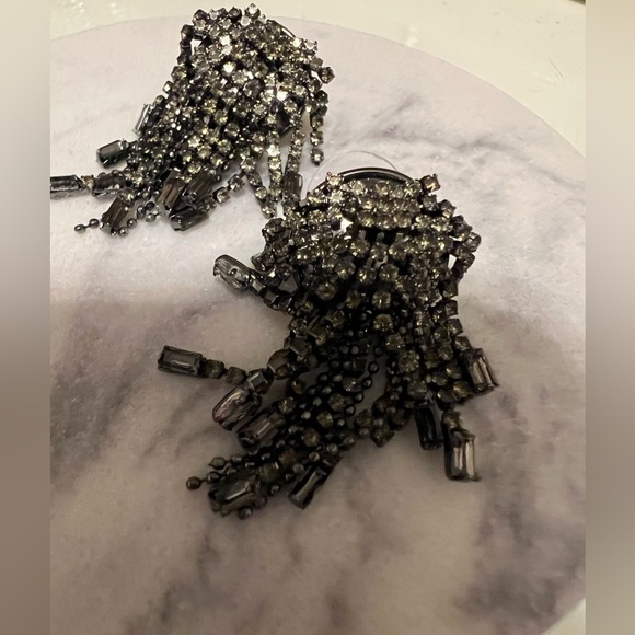 WHBM Elegant Hematite Fringe Stud Earrings - Picture 5 of 6